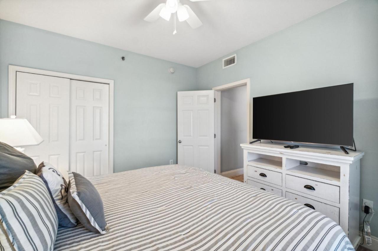 Keep It Beachy At Laketown Wharf #611 By Nautical Vacation Holiday home *