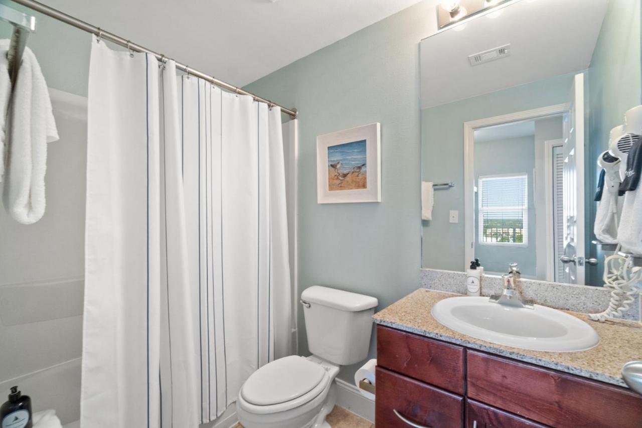 Keep It Beachy At Laketown Wharf #611 By Nautical Vacation Holiday home