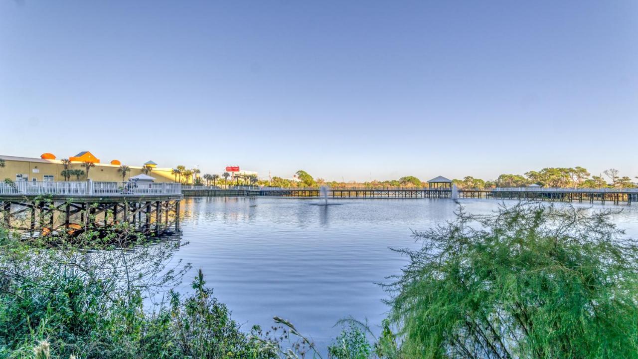 Keep It Beachy At Laketown Wharf #611 By Nautical Vacation