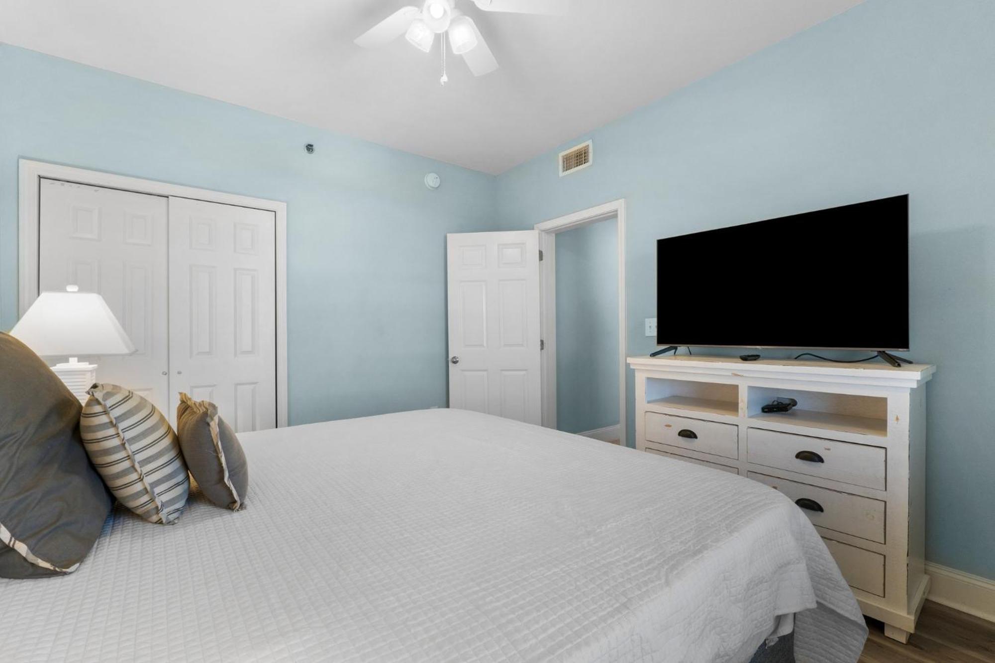 Keep It Beachy At Laketown Wharf #611 By Nautical Vacation Holiday home Panama City Beach