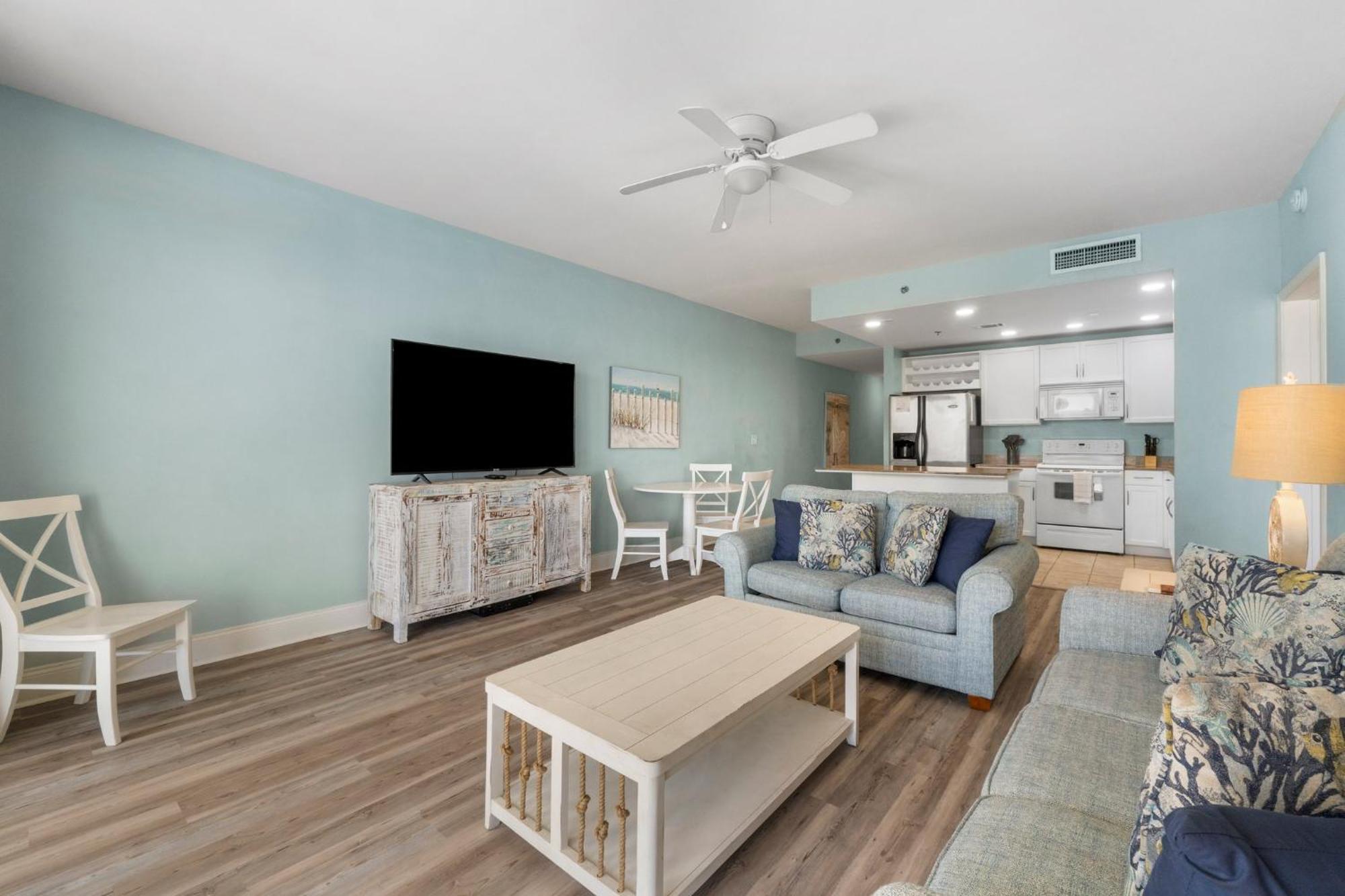 Keep It Beachy At Laketown Wharf #611 By Nautical Vacation Holiday home Panama City Beach