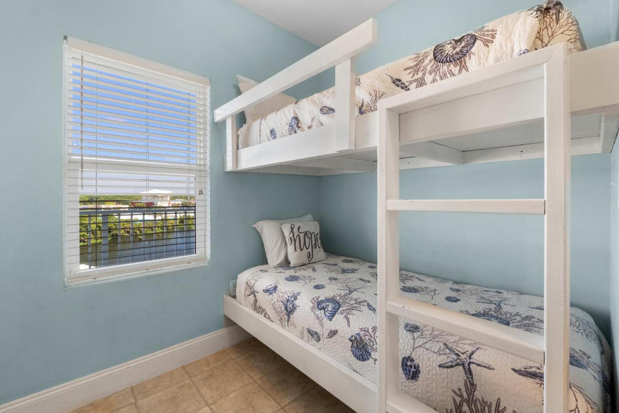 Keep It Beachy At Laketown Wharf #611 By Nautical Vacation