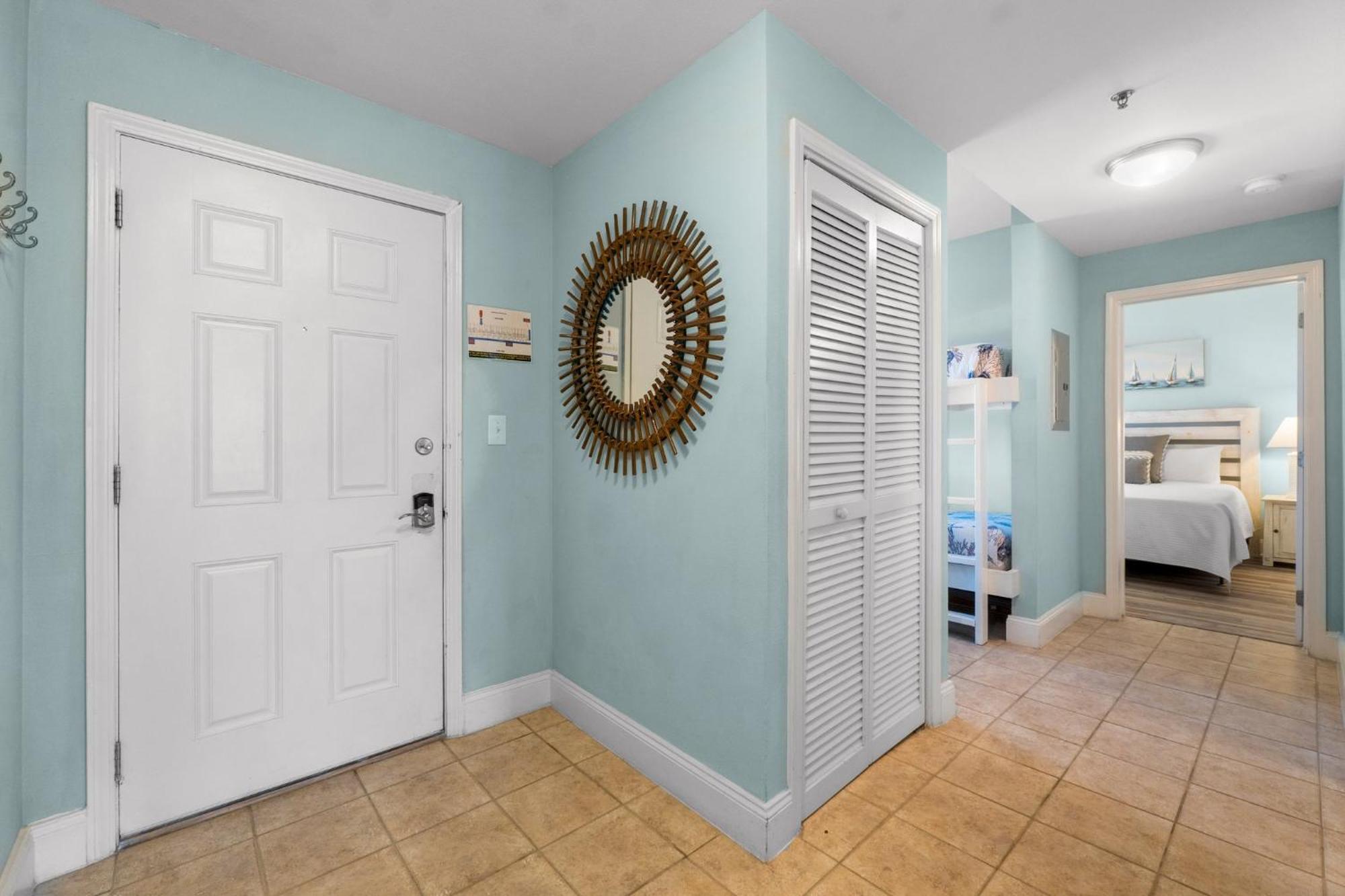 Holiday home Keep It Beachy At Laketown Wharf #611 By Nautical Vacation