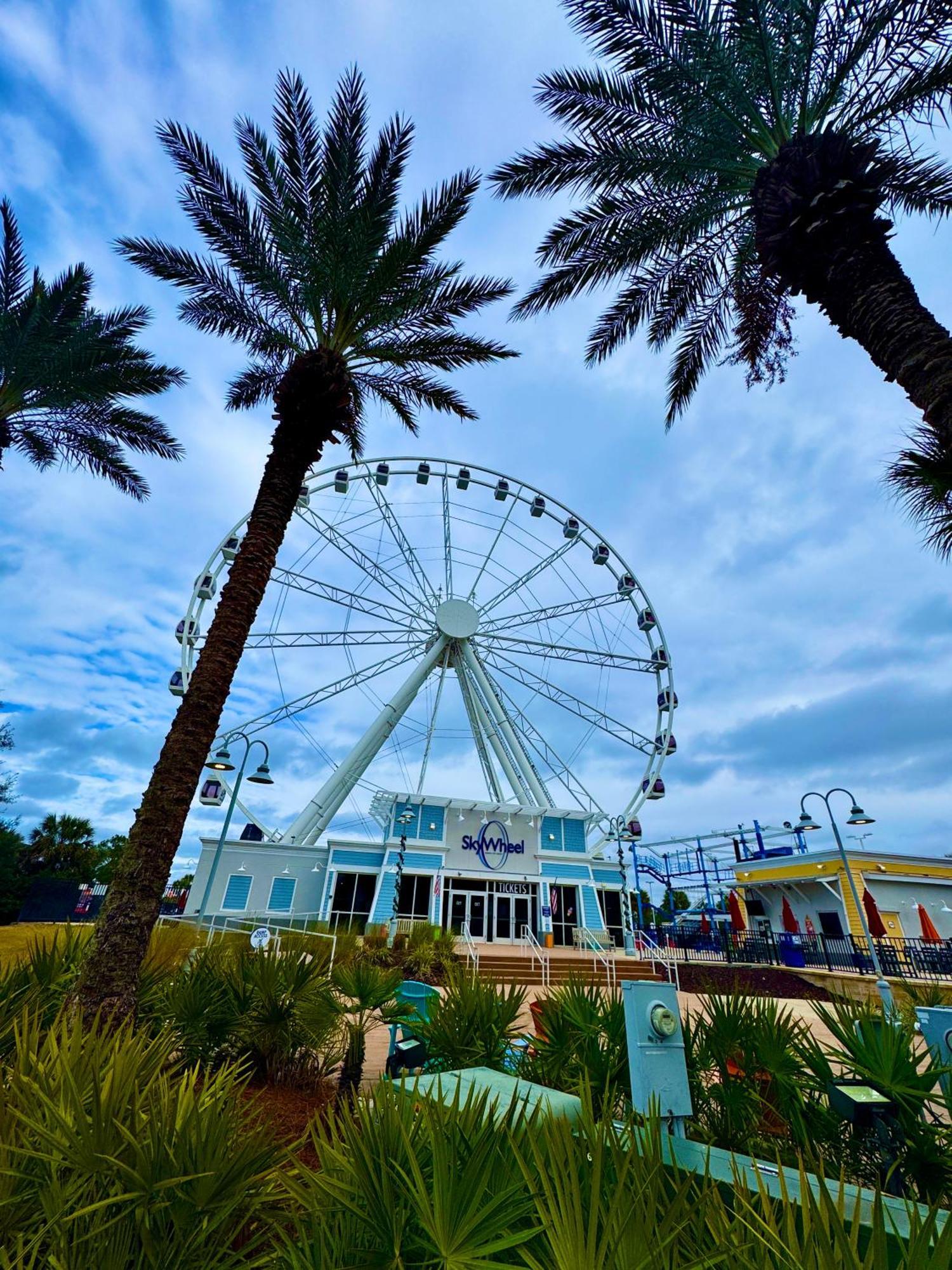 Keep It Beachy At Laketown Wharf #611 By Nautical Vacation Holiday home *