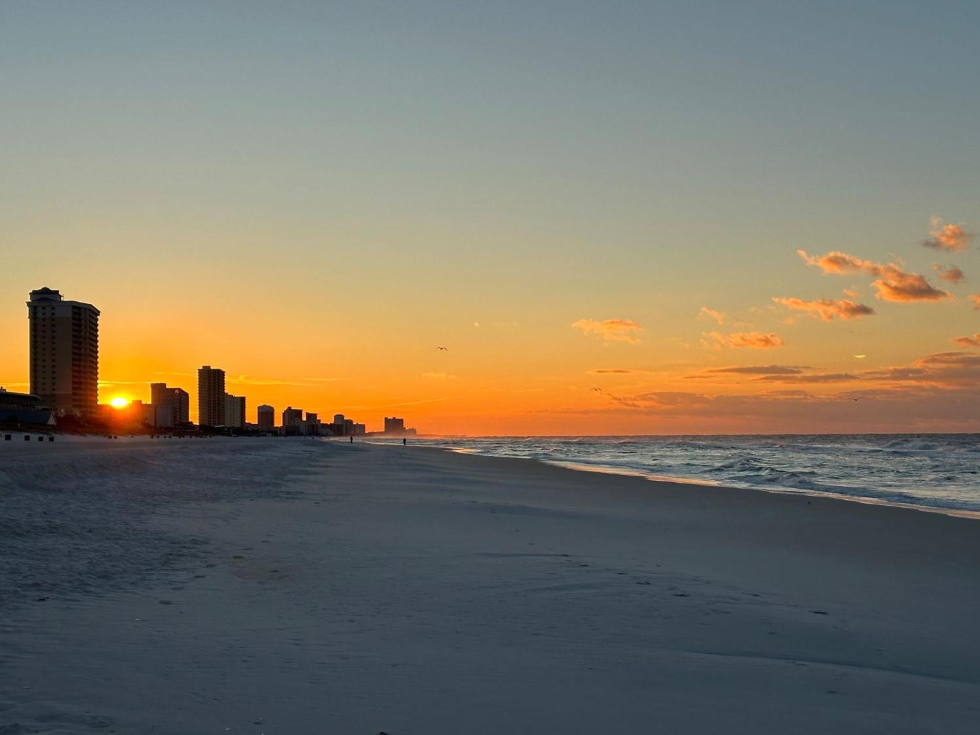Holiday home Keep It Beachy At Laketown Wharf #611 By Nautical Vacation